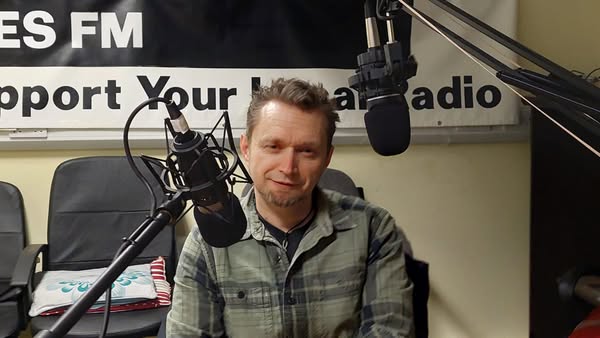 GLOW – Isles&nbsp;FM